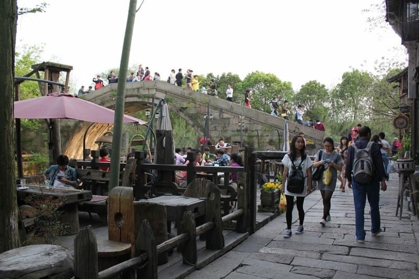 One day in the "Chinese Venice" One day in the "Chinese Venice"