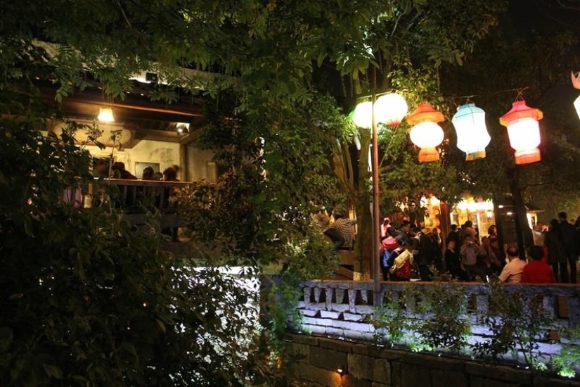 One day in the "Chinese Venice" One day in the "Chinese Venice"