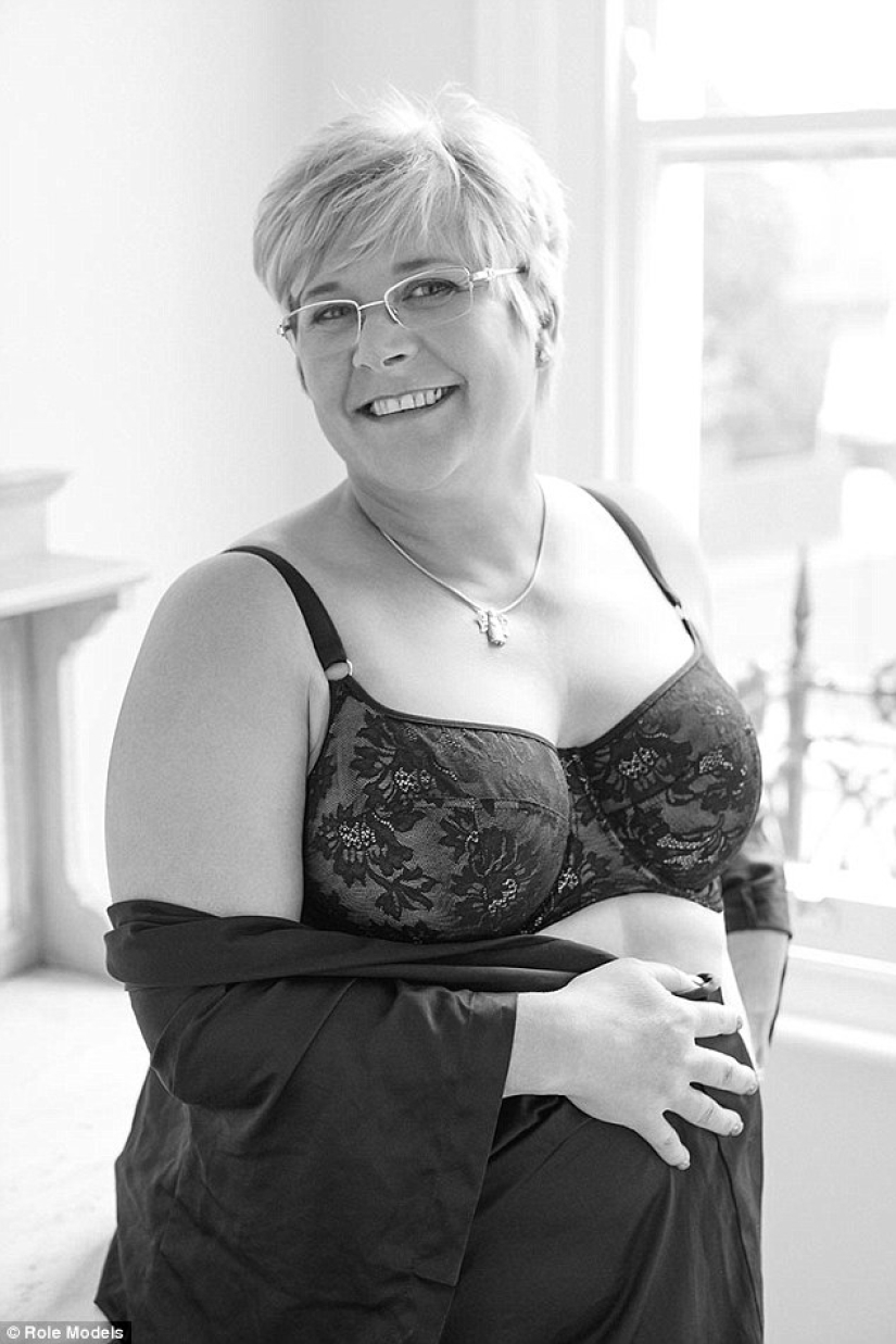 Ordinary women have become models in underwear ads