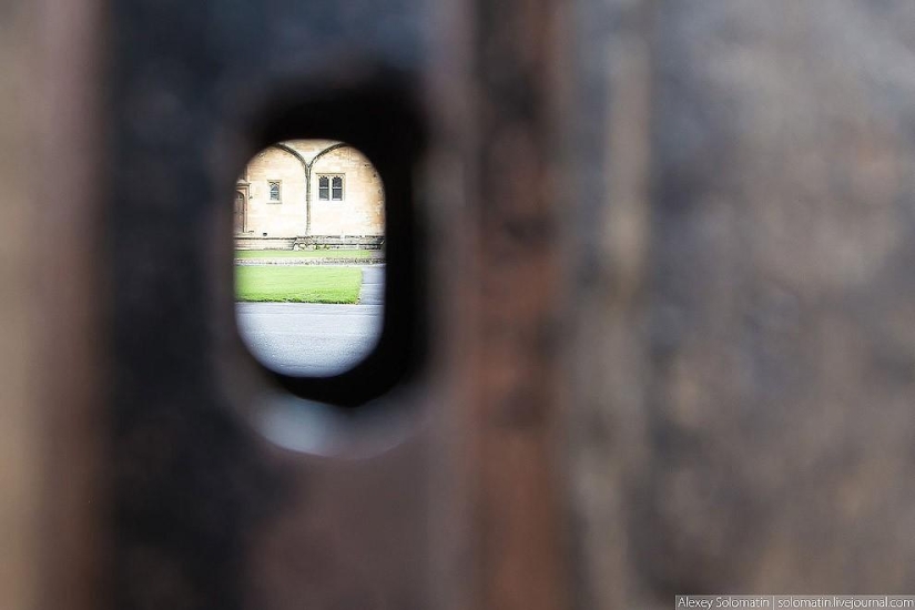 Oxford. Oxford University. Christmas Knowledge Day