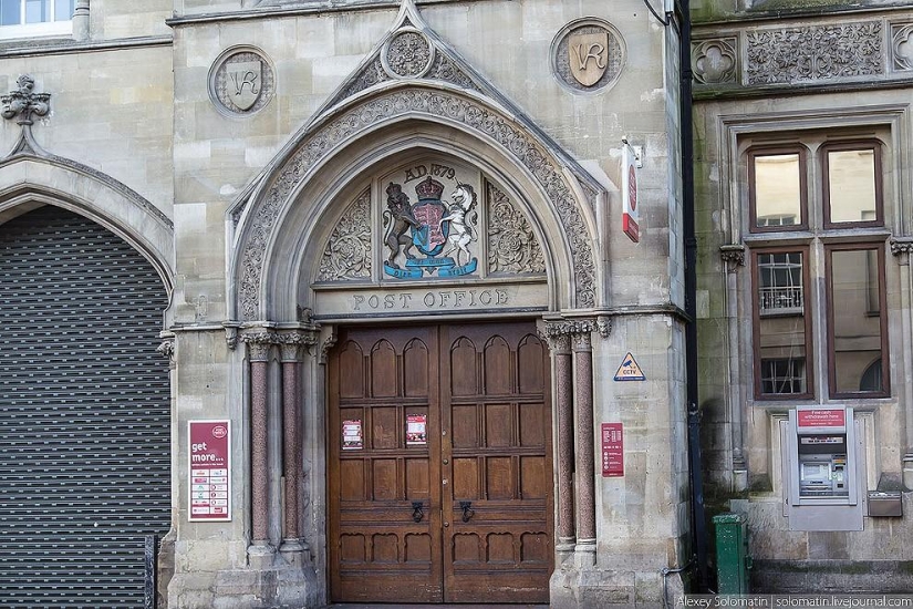 Oxford. Oxford University. Christmas Knowledge Day