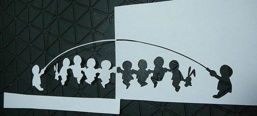 Paper carving by Japanese craftsman Akira Nagaya Paper carving by Japanese craftsman Akira Nagaya