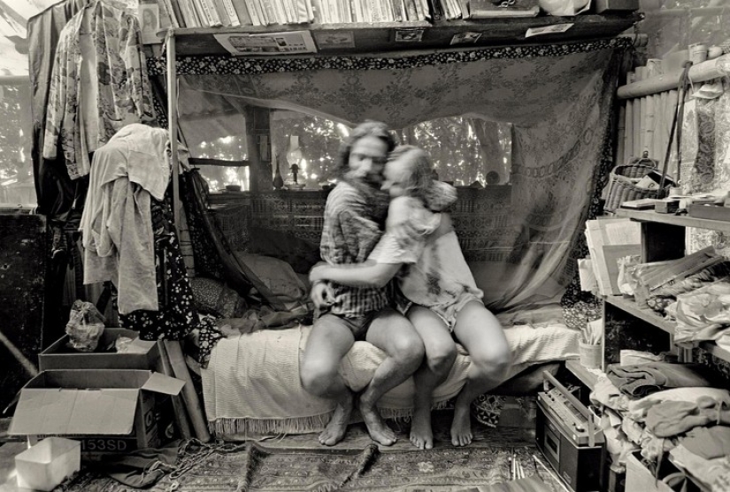 Paraíso Perdido: Campamento Hippie en Hawai