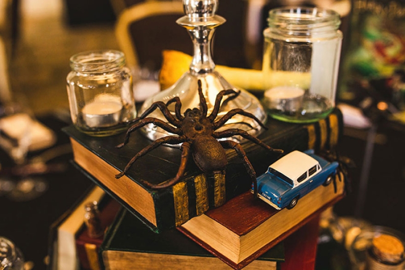 Pareja inglesa se casa al estilo de las novelas de Harry Potter