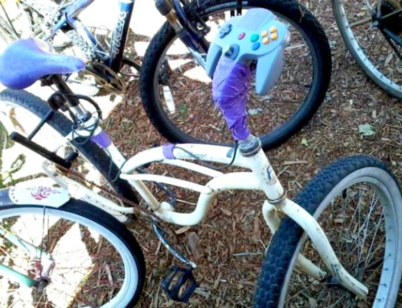 Paseo en bicicleta sobre prejuicios: el ajuste de bicicleta más inusual Paseo en bicicleta sobre prejuicios: el ajuste de bicicleta más inusual