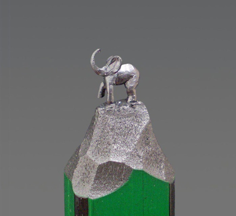 Pencil lead sculptures will blow your mind!