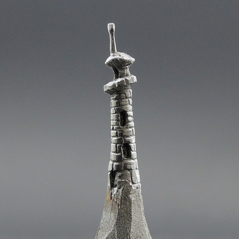 Pencil lead sculptures will blow your mind!