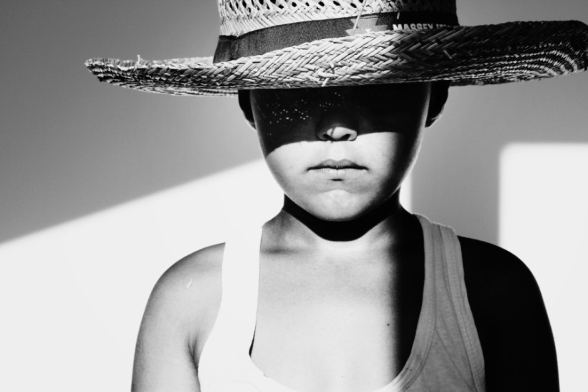 Pequeño amante de las reencarnaciones del pueblo rumano Pequeño amante de las reencarnaciones del pueblo rumano