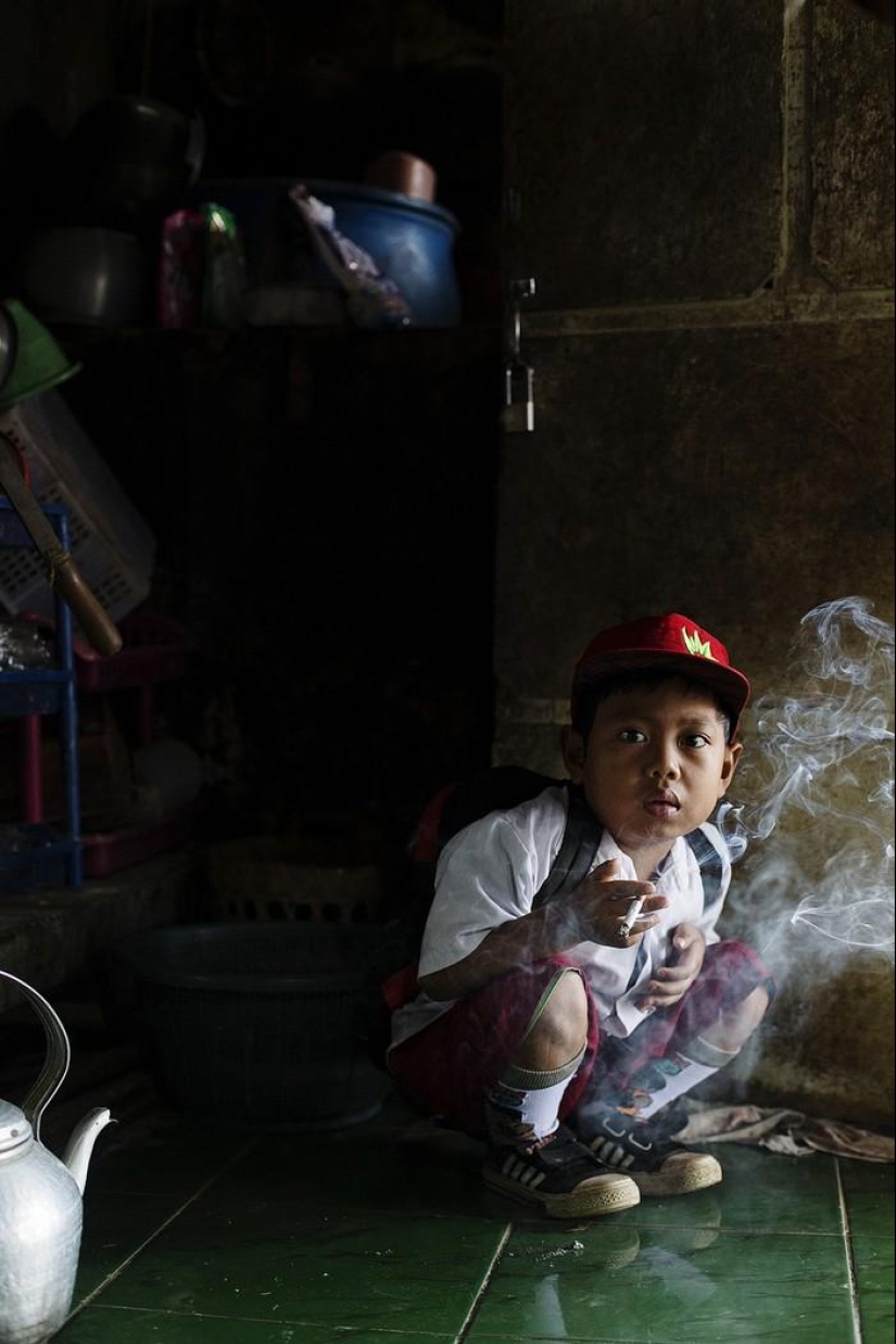 Pequeños fumadores de Indonesia