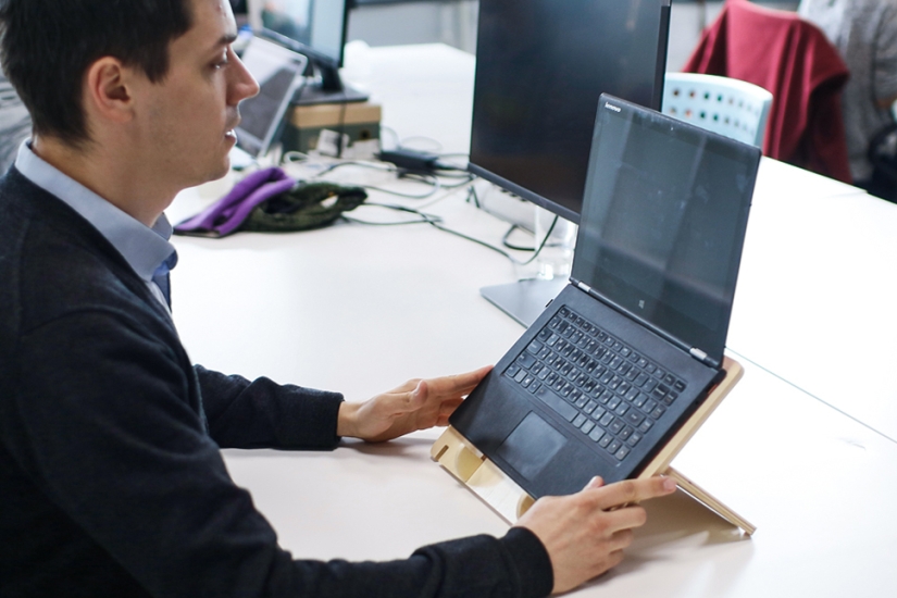 Persistent tin soldier: we found out why it is useful to work standing up Persistent tin soldier: we found out why it is useful to work standing up