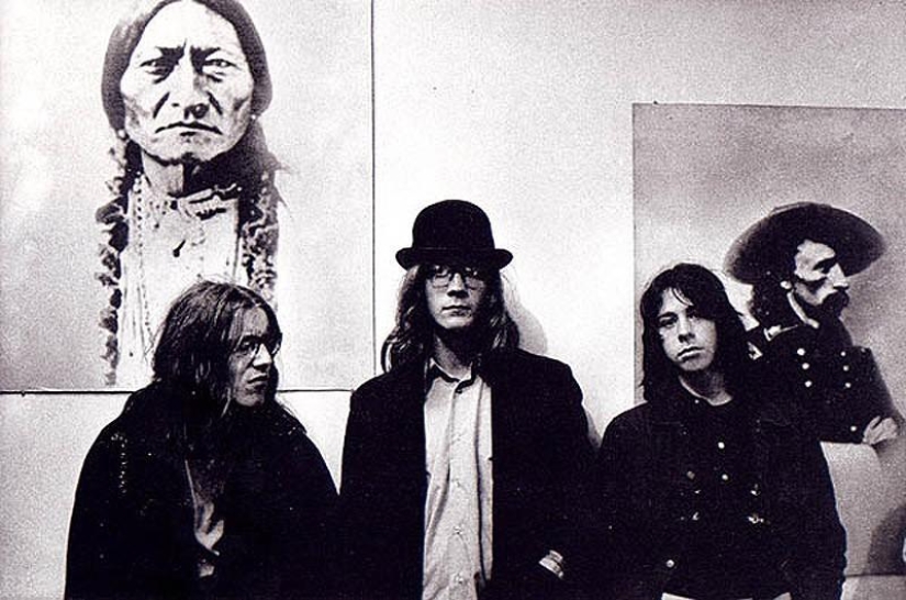 Photo from the rare edition of Ian Berry &quot;The English&quot;