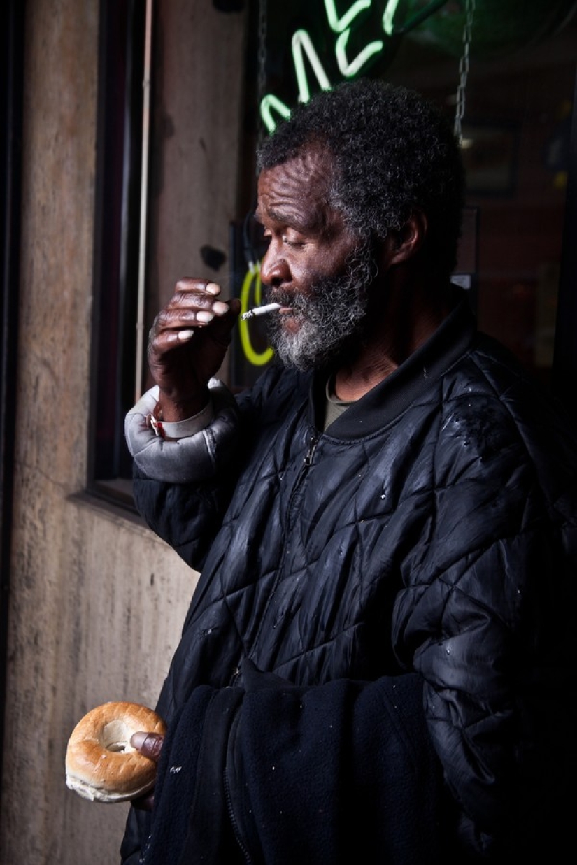 Photo in exchange for a bagel Photo in exchange for a bagel