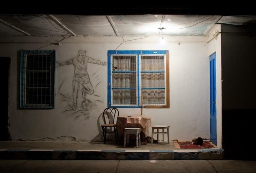 Photographer shows how his hometown in Transylvania is dying