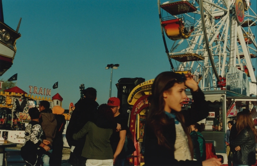 Photographing Italian teens coming of age at rural fun fairs