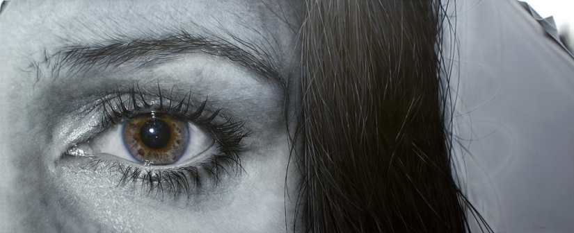 Photorealistic portraits of Simon Hennessy