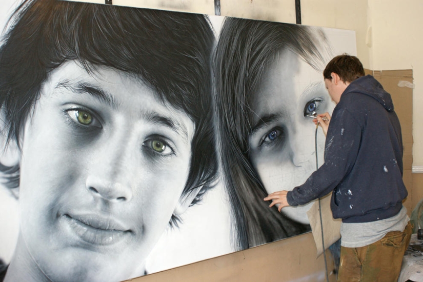 Photorealistic portraits of Simon Hennessy