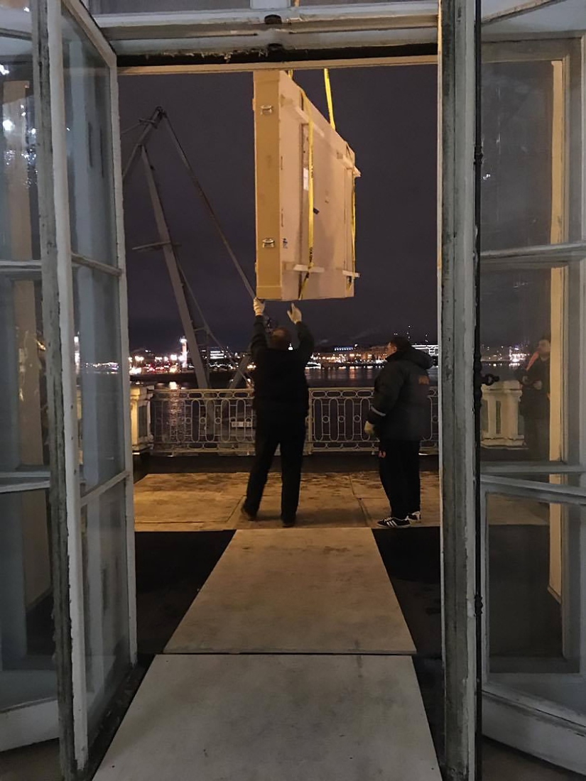 Pinturas de plomo, hierba y dolor: cómo se monta la exposición de Anselm Kiefer en el Museo Estatal del Hermitage Pinturas de plomo, hierba y dolor: cómo se monta la exposición de Anselm Kiefer en el Museo Estatal del Hermitage