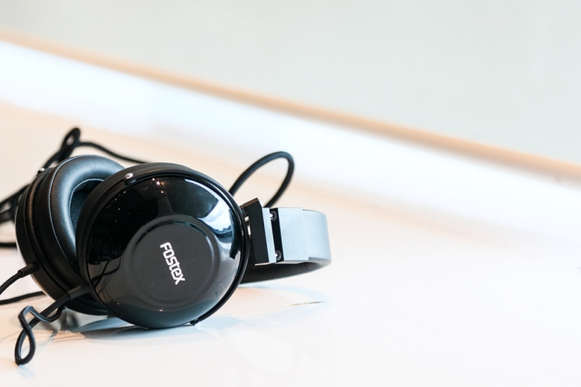 "Plátanos en los oídos" : cómo aparecieron los auriculares modernos "Plátanos en los oídos" : cómo aparecieron los auriculares modernos