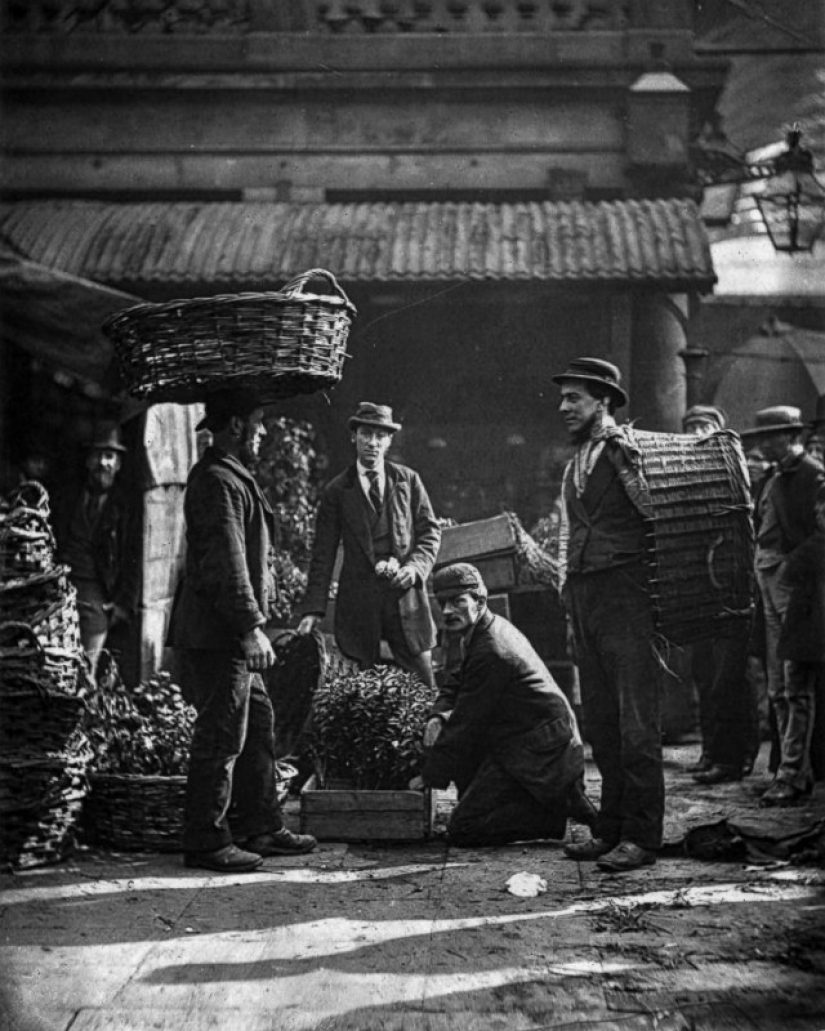 Pobreza sin fin en las calles de Londres en 1873-1877 Pobreza sin fin en las calles de Londres en 1873-1877