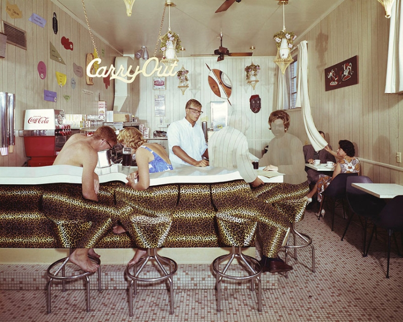 Polish artist made fun of old American photos... and improved them Polish artist made fun of old American photos... and improved them