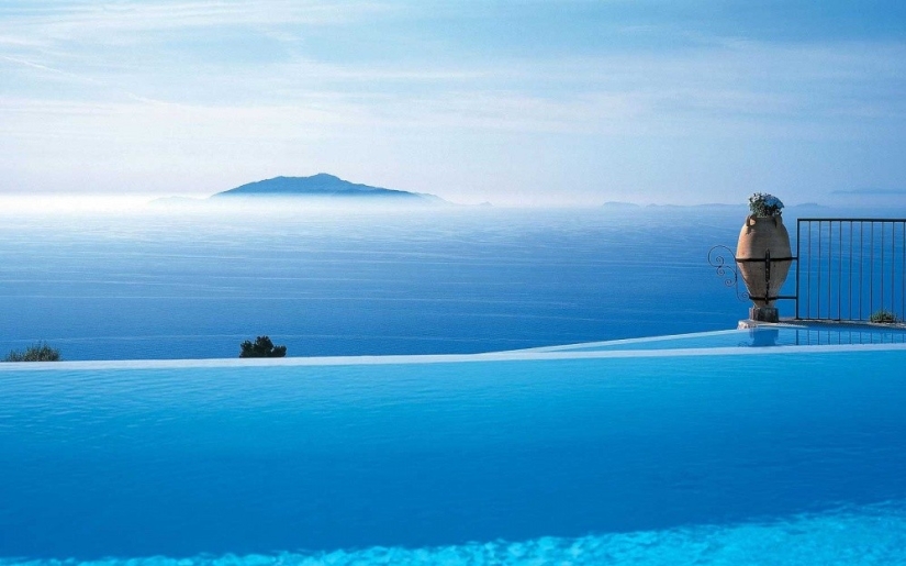 Pool to infinity Pool to infinity