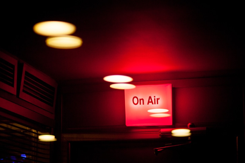 Popov no se avergüenza: cómo funciona la estación de radio Silver Rain Popov no se avergüenza: cómo funciona la estación de radio Silver Rain