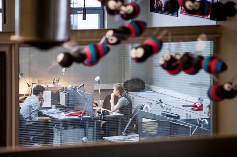 Popov no se avergüenza: cómo funciona la estación de radio Silver Rain Popov no se avergüenza: cómo funciona la estación de radio Silver Rain