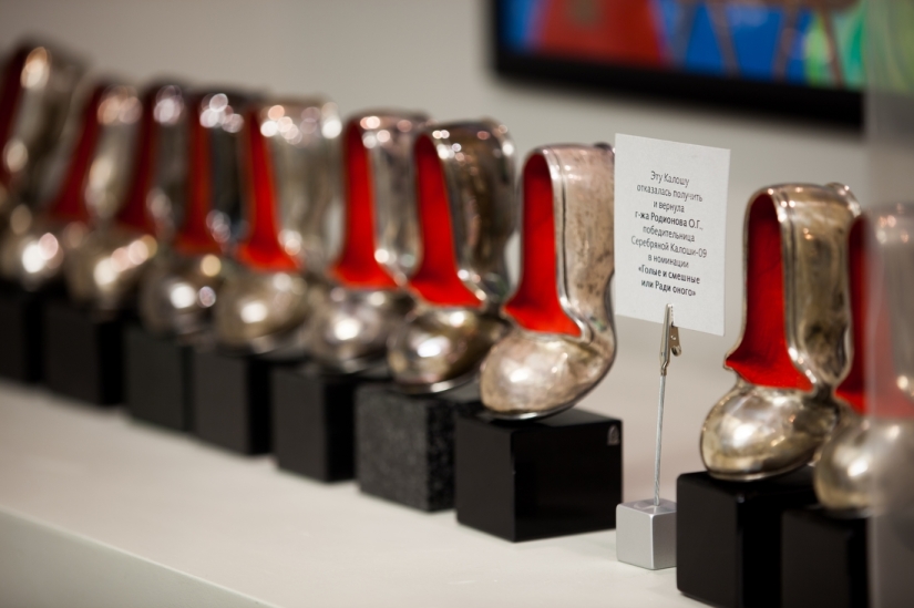 Popov no se avergüenza: cómo funciona la estación de radio Silver Rain Popov no se avergüenza: cómo funciona la estación de radio Silver Rain