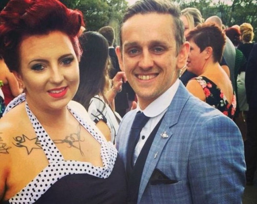 Por alguna razón, la pareja convenció a sus seres queridos de que renunciaran a sus trabajos, prometiendo compartir una herencia que ella no tenía