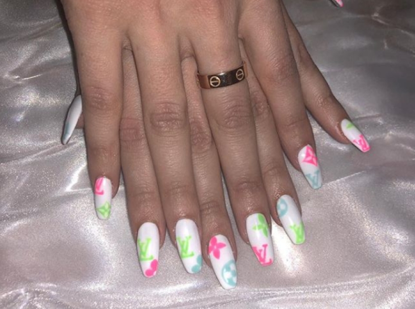 Por favor, no hagas esto: una manicura que debe olvidarse