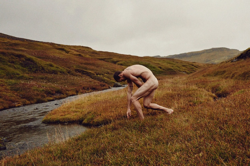 Por qué a este artista le gusta correr con caballos por los campos en lo que la madre dio a luz