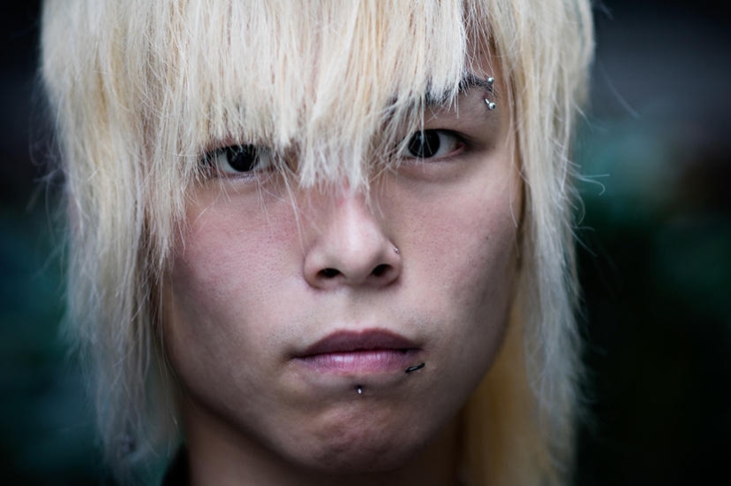 Portraits of strangers Portraits of strangers