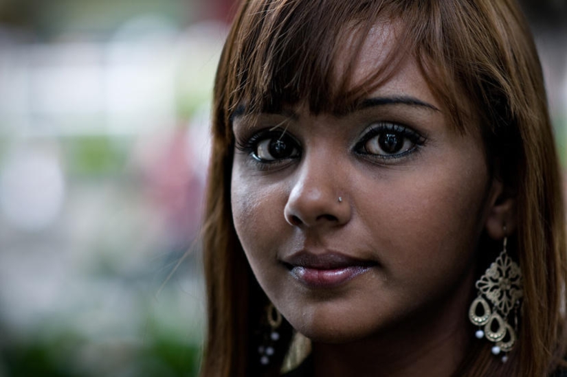 Portraits of strangers Portraits of strangers