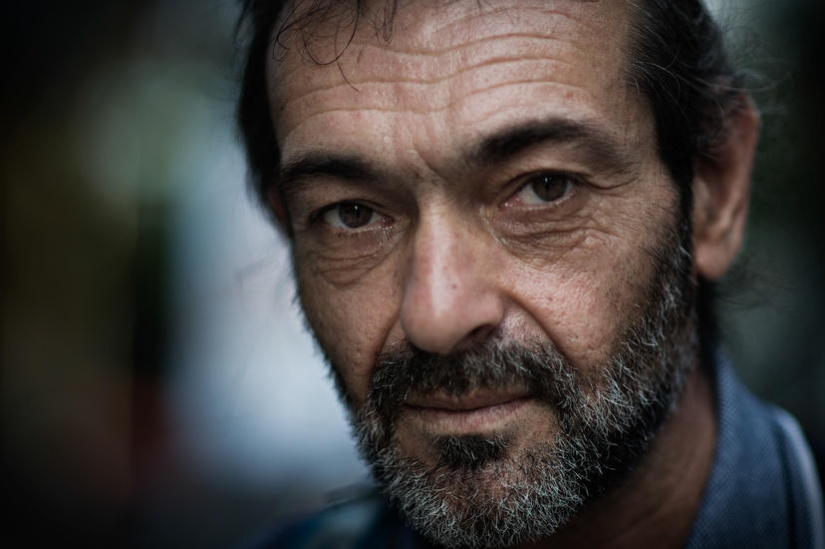 Portraits of strangers Portraits of strangers