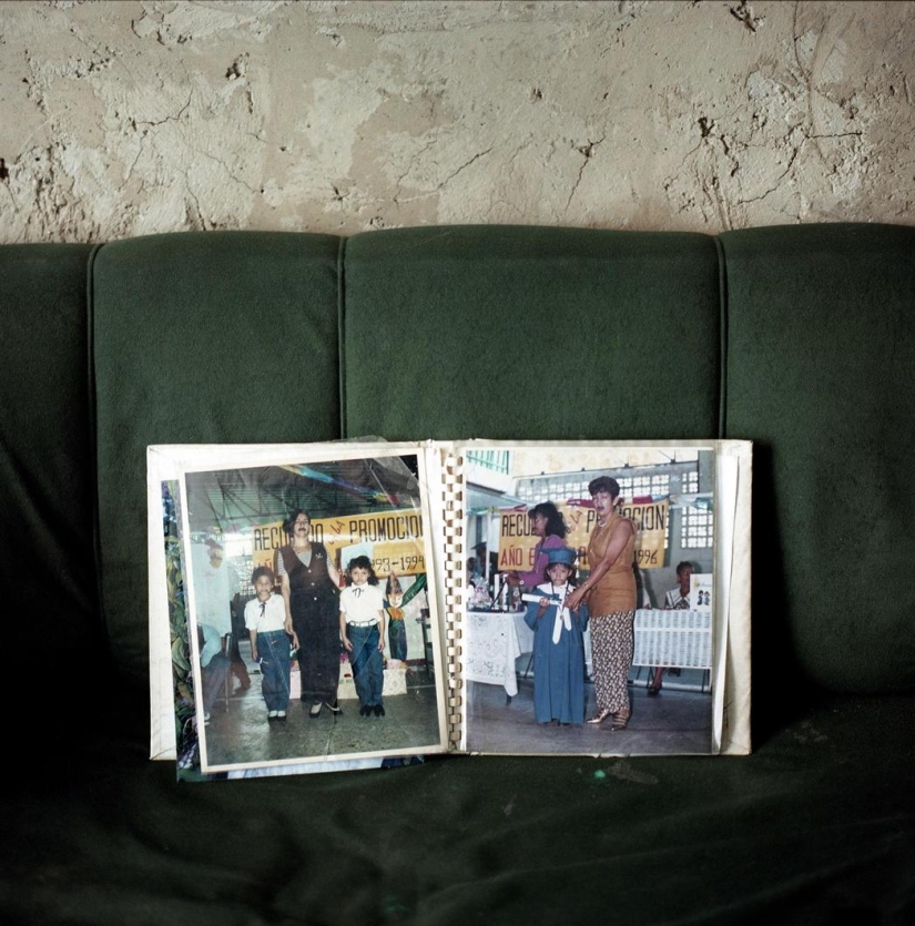 Portraits of Venezuelans whose children were killed by gang bullets