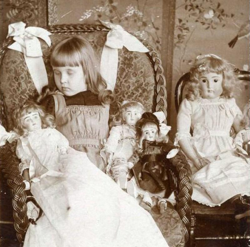 Posthumous portraits from the time of Queen Victoria