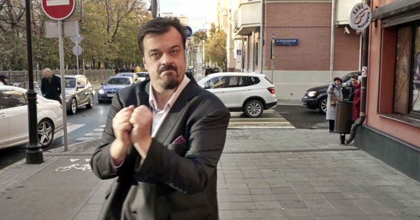 Pri-i-vetiki: who played the main role in the video "Man-g@vno" and what does Yuri Loza have to do with it