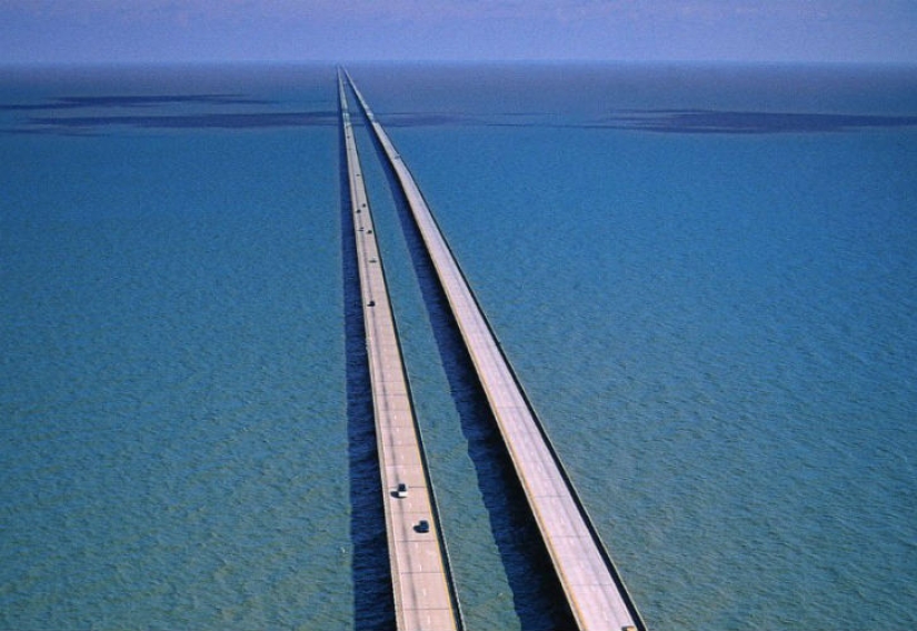 Pride of America - the longest bridge in the world Pride of America - the longest bridge in the world