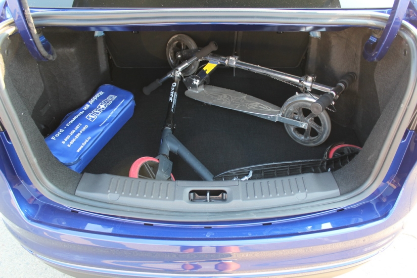 Probamos el &quot;gusto&quot; del sedán Ford Fiesta 2015