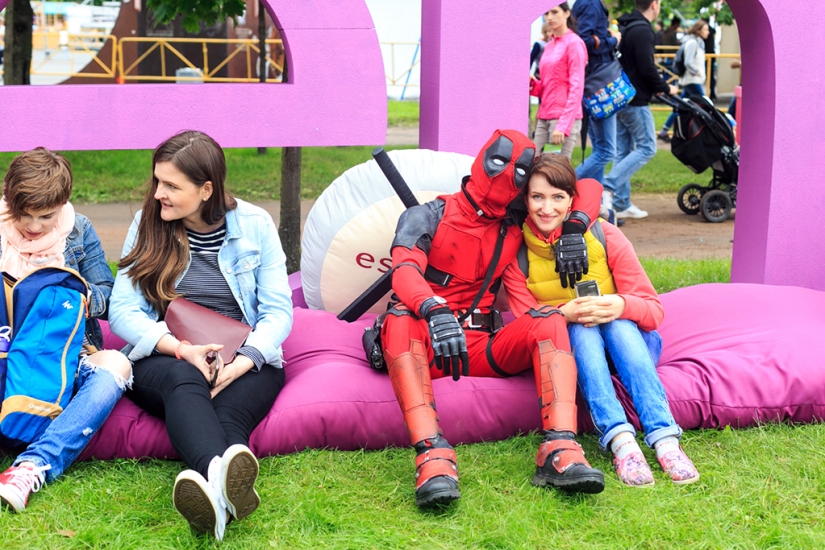 Promiscuous relationships at the Second VKontakte Festival