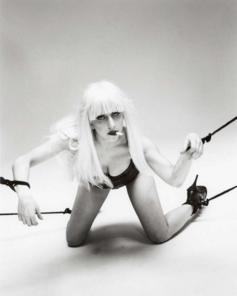 Provocativa Lady Gaga en la lente de Nobuyoshi Araki Provocativa Lady Gaga en la lente de Nobuyoshi Araki