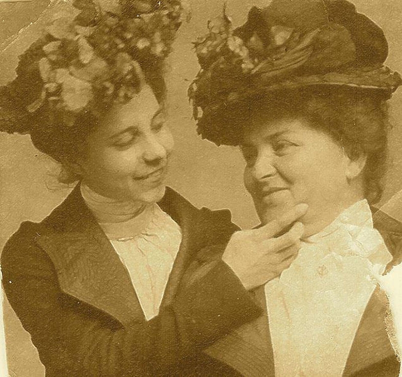 Prudish Victorians, they also knew how to laugh Prudish Victorians, they also knew how to laugh