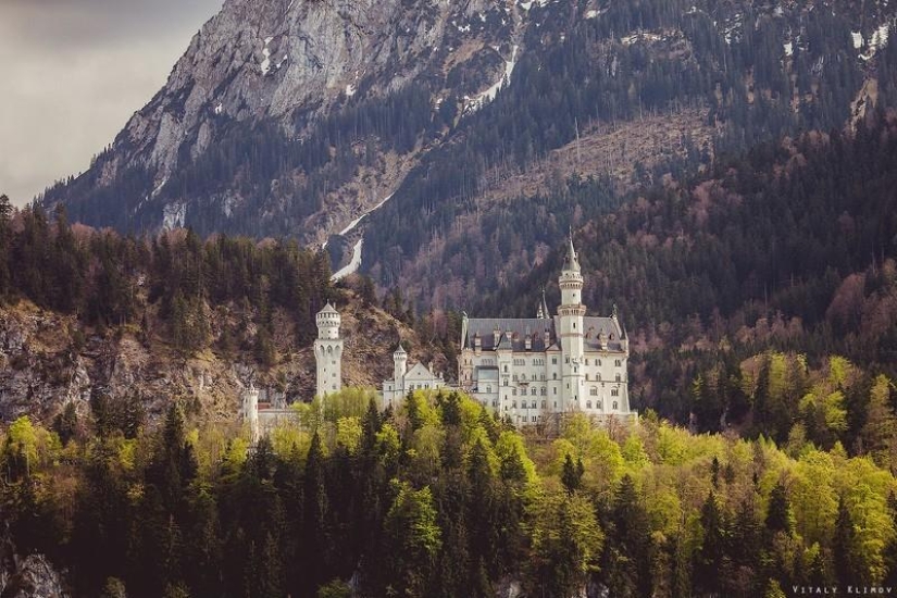 Psychology of budget travel. Top 5 technician