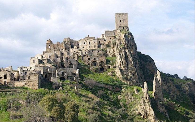pueblos fantasmas italianos