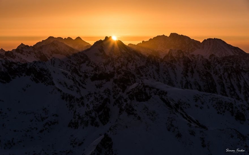 Pull the guy to the mountains: the Slovak couple is tired of boring romance, and now they arrange dates high in the mountains Pull the guy to the mountains: the Slovak couple is tired of boring romance, and now they arrange dates high in the mountains