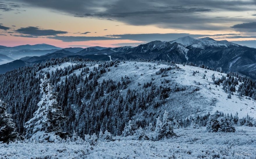 Pull the guy to the mountains: the Slovak couple is tired of boring romance, and now they arrange dates high in the mountains Pull the guy to the mountains: the Slovak couple is tired of boring romance, and now they arrange dates high in the mountains