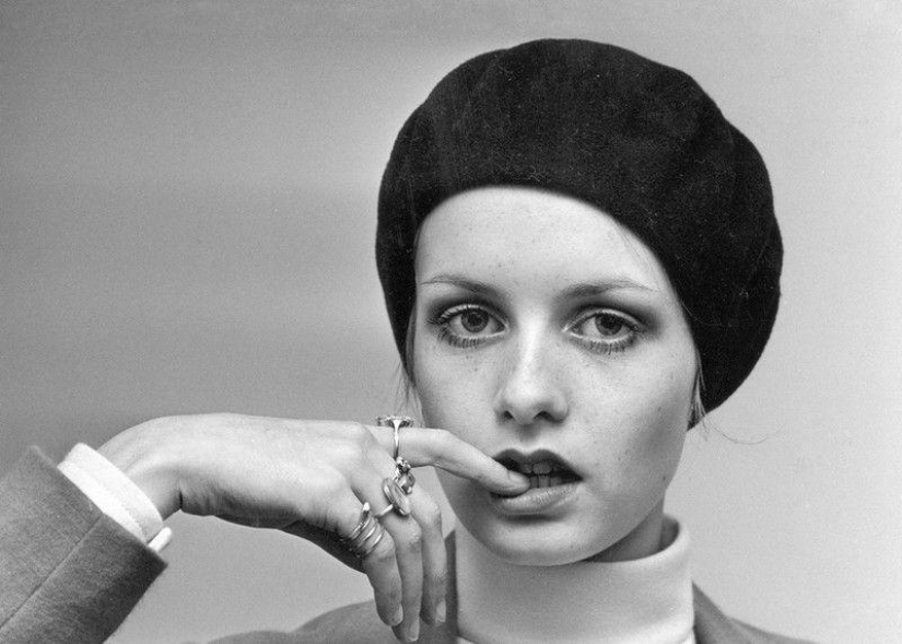 ¿Quién introdujo la moda para modelos delgados?