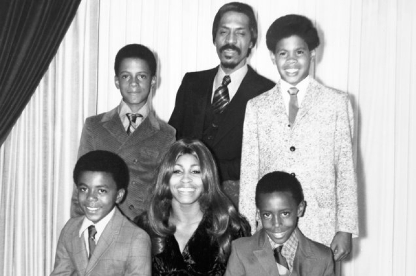 Rape, infidelity, Poverty and a Life Saved: Tina Turner's Complicated relationship with her husbands Rape, infidelity, Poverty and a Life Saved: Tina Turner's Complicated relationship with her husbands