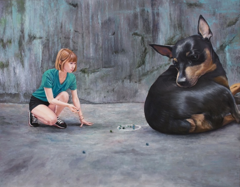 Realistic drawings of a giant dog and a cute Korean girl Realistic drawings of a giant dog and a cute Korean girl