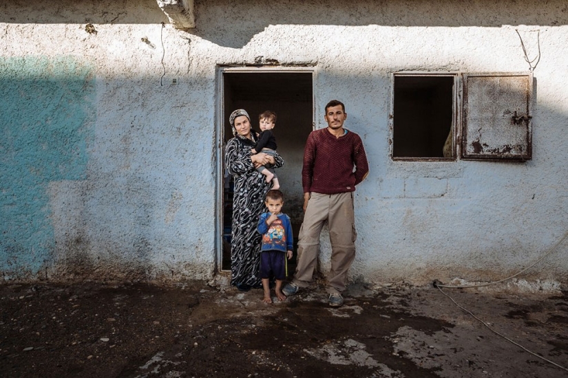 Refugee homes: survival instead of life Refugee homes: survival instead of life